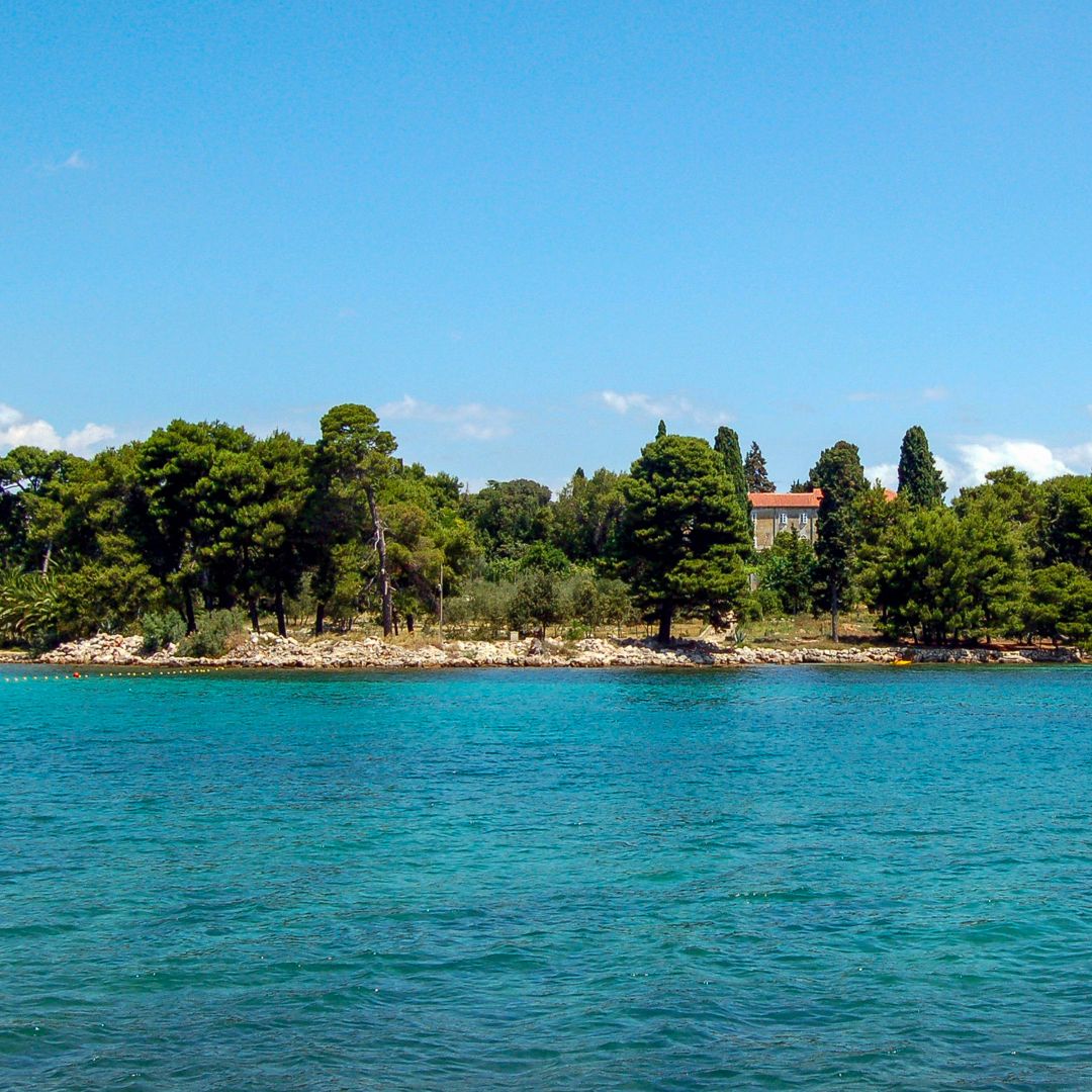 Školjić – The Sand Island