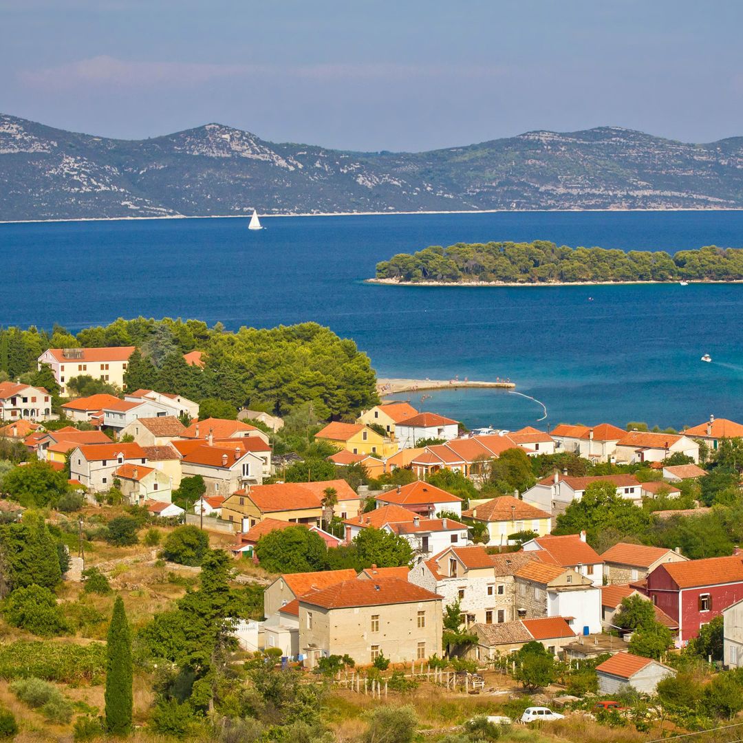 Iž – Authentic Island Life