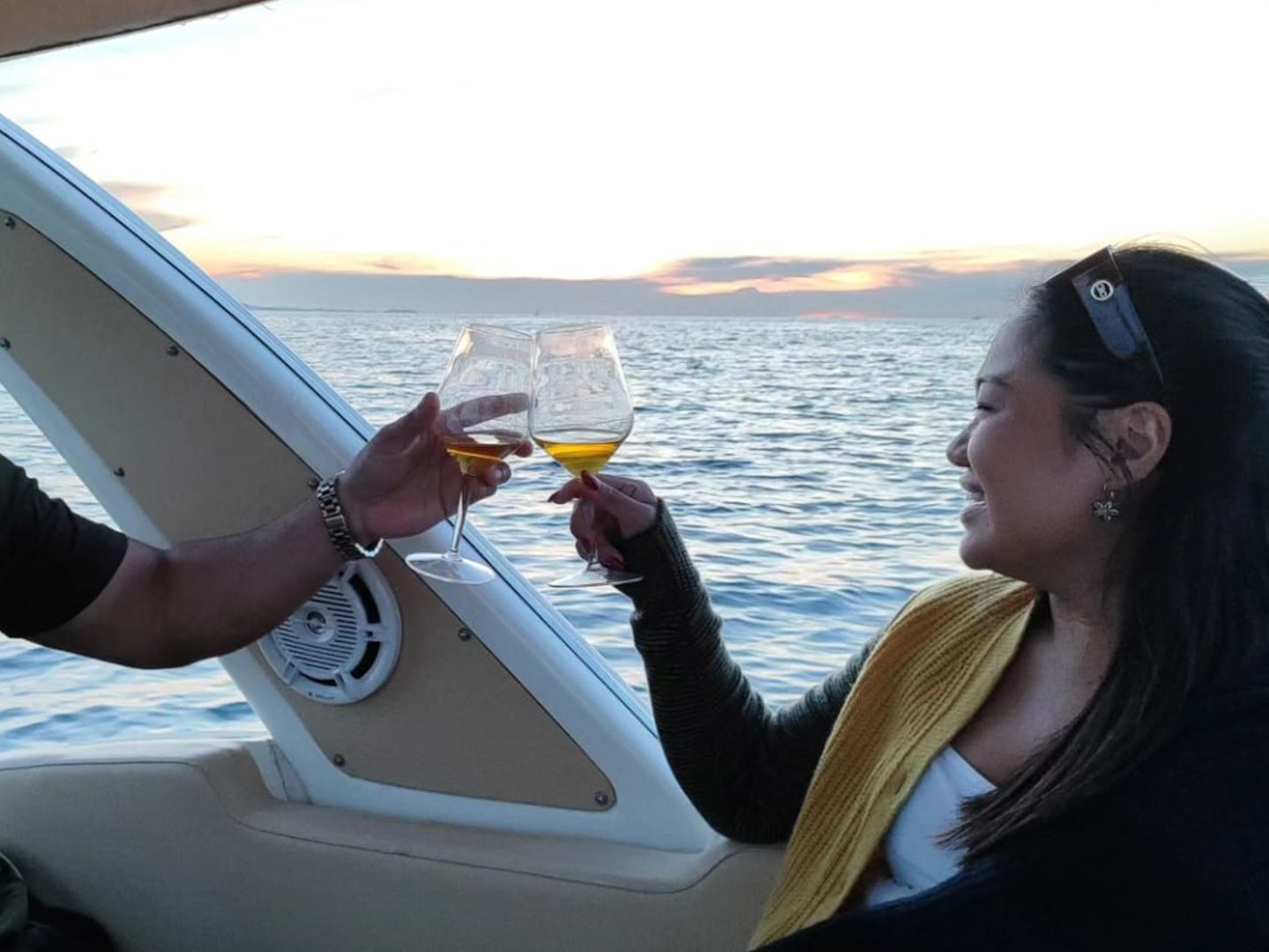 Sunset Tour Greenbay Speedboat 3