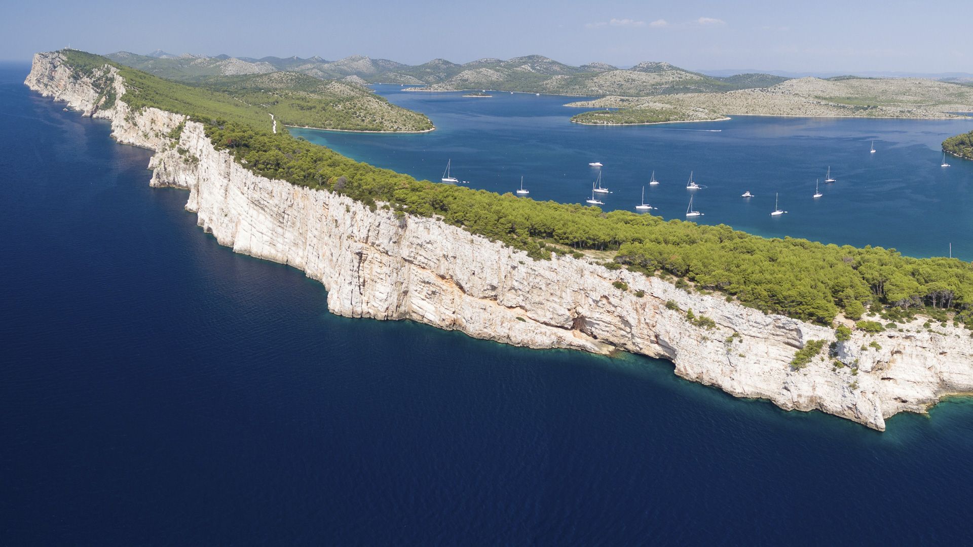 Dugi Otok: A Secluded Island Escape with Green Bay Speedboat Tours